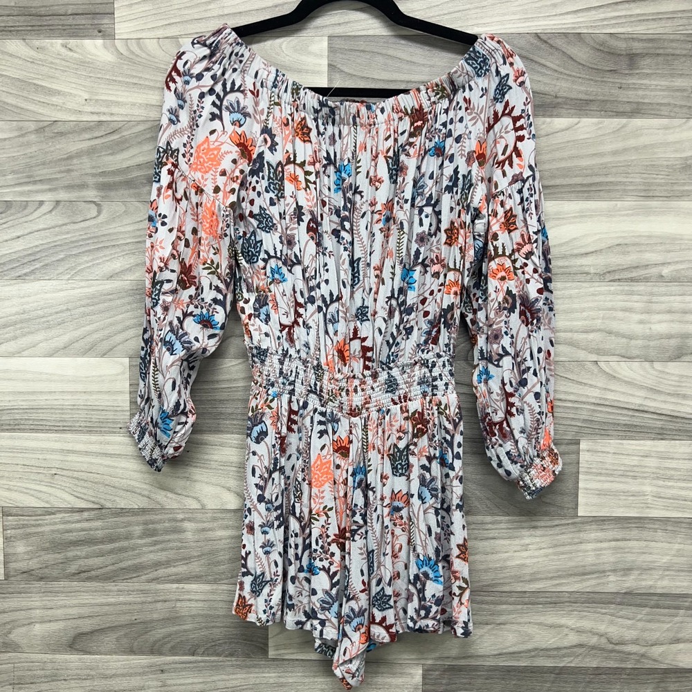 Free People Rompers Womens Small Gray Floral 3/4 Sleeve Cinch Waist Cutout Back